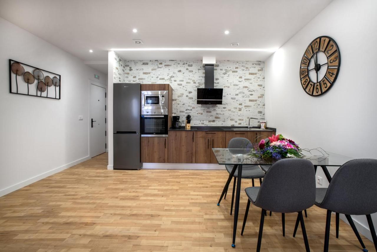 Apartamentos La Jasa Arguedas Esterno foto