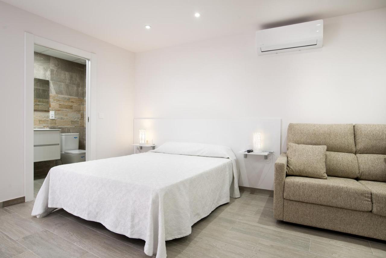 Apartamentos La Jasa Arguedas Esterno foto